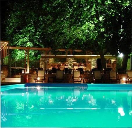Astoria Hotel ترولو المظهر الخارجي الصورة